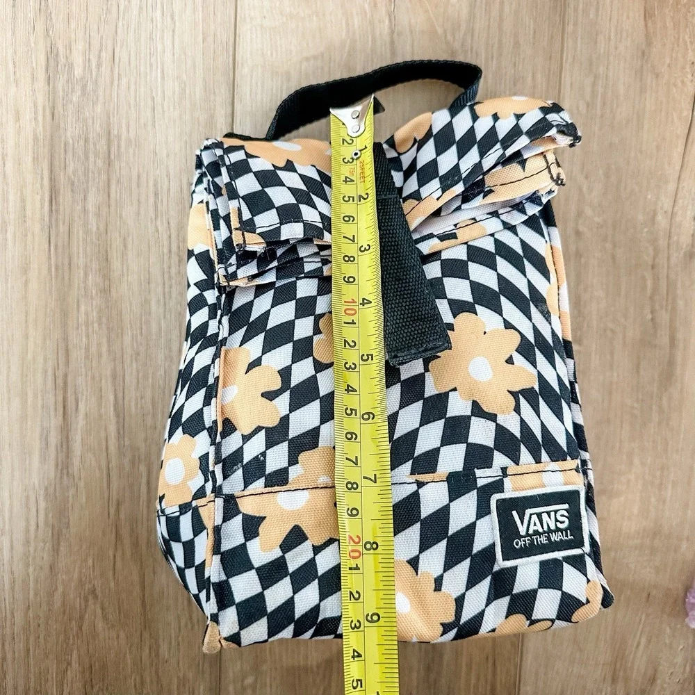 Vans Off The Wall Lunch Box Floral Checkered Black And White‎ Insulated